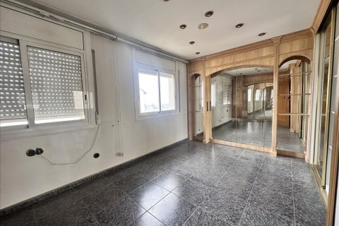 Сasa de 4 dormitorios en venta en Viladecavalls, Barcelona, Cataluña, Spain № 6973 - foto 26