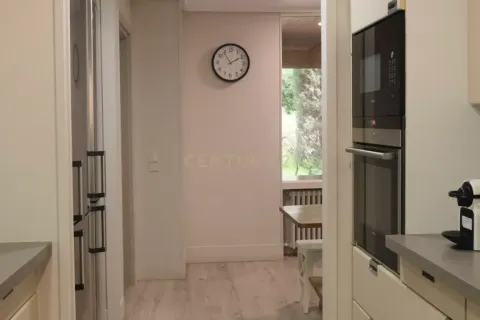 Сasa de 5 dormitorios en venta en Barcelona, Cataluña, Spain № 6977 - foto 19