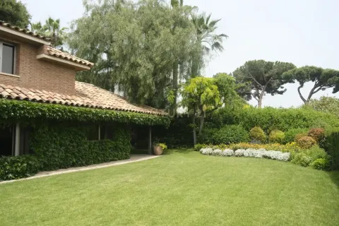 Сasa de 5 dormitorios en venta en Barcelona, Cataluña, Spain № 6977 - foto 23