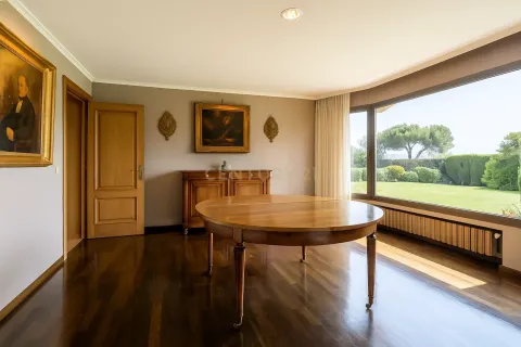Сasa de 5 dormitorios en venta en Barcelona, Cataluña, Spain № 6977 - foto 10