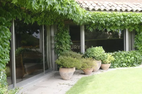 Сasa de 5 dormitorios en venta en Barcelona, Cataluña, Spain № 6977 - foto 22