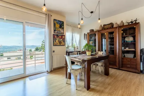 Сasa de 4 dormitorios en venta en Sant Just Desvern, Barcelona, Cataluña, Spain № 6975 - foto 3