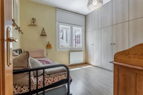 Сasa de 4 dormitorios en venta en Sant Just Desvern, Barcelona, Cataluña, Spain № 6975 - foto 29