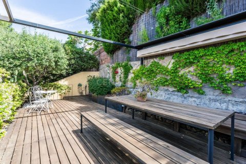 Сasa de 4 dormitorios en venta en Sant Just Desvern, Barcelona, Cataluña, Spain № 6975 - foto 8