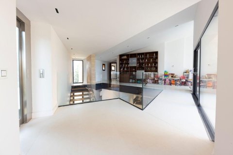 Купить дом в Сант-Фелиу-де-Гиксолс, Испания с 7 комнат, 651м², № 1381 - фото 24