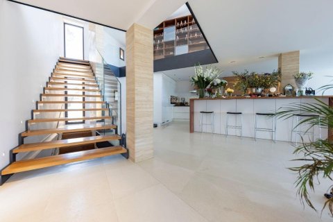 Купить дом в Сант-Фелиу-де-Гиксолс, Испания с 7 комнат, 651м², № 1381 - фото 7