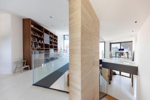 Купить дом в Сант-Фелиу-де-Гиксолс, Испания с 7 комнат, 651м², № 1381 - фото 22