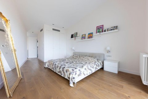 Купить дом в Сант-Фелиу-де-Гиксолс, Испания с 7 комнат, 651м², № 1381 - фото 29