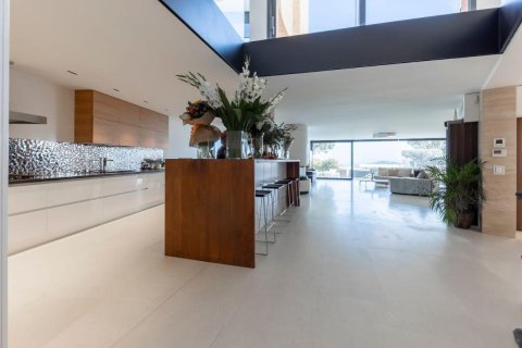 Купить дом в Сант-Фелиу-де-Гиксолс, Испания с 7 комнат, 651м², № 1381 - фото 8