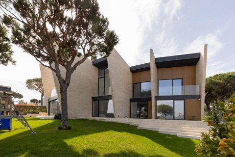 Купить дом в Сант-Фелиу-де-Гиксолс, Испания с 7 комнат, 651м², № 1381 - фото 3