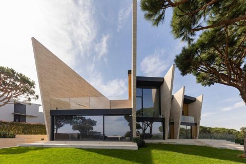 Купить дом в Сант-Фелиу-де-Гиксолс, Испания с 7 комнат, 651м², № 1381 - фото 2