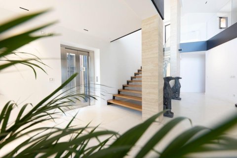 Купить дом в Сант-Фелиу-де-Гиксолс, Испания с 7 комнат, 651м², № 1381 - фото 19