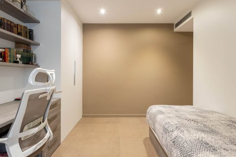 Apartamento de 3 dormitorios en venta en Barcelona, Cataluña, Spain № 1375 - foto 22