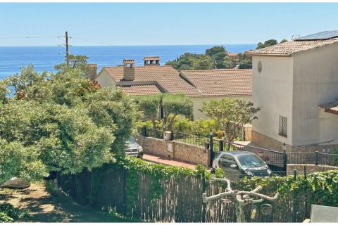 Купить дом в Льорет-де-Мар, Испания с 5 комнат, № 1378 - фото 20