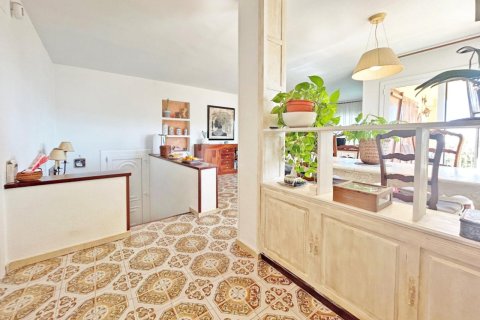 Купить дом в Льорет-де-Мар, Испания с 5 комнат, № 1378 - фото 10