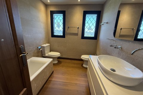 Сasa de 5 dormitorios en venta en Santa Cristina d'Aro, Gerona, Cataluña, Spain № 1380 - foto 16