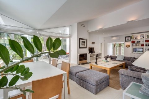 Купить дом в С'Агаро, Испания с 5 комнат, № 1379 - фото 17