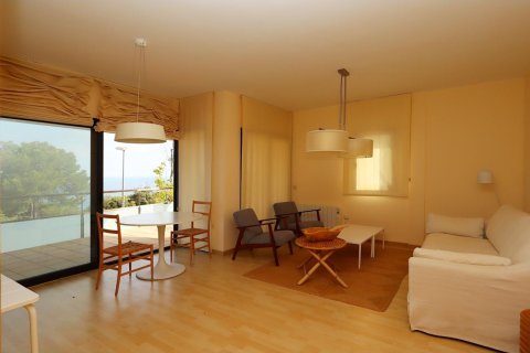 Купить квартиру в Льорет-де-Мар, Испания с 4 комнаты, 100м², № 1377 - фото 5