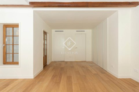 Купить квартиру в Эшампле, Испания с 2 спальни, 192м², № 2747 - фото 18