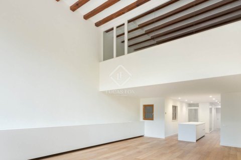 Купить квартиру в Эшампле, Испания с 2 спальни, 192м², № 2747 - фото 8