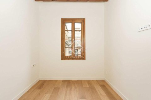 Купить квартиру в Эшампле, Испания с 3 спальни, 158м², № 2750 - фото 15