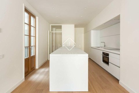Купить квартиру в Эшампле, Испания с 3 спальни, 158м², № 2750 - фото 30