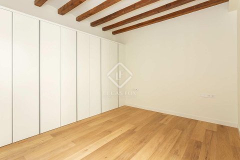 Купить квартиру в Старый город, Барселона, Испания с 3 спальни, 158м², № 2745 - фото 12