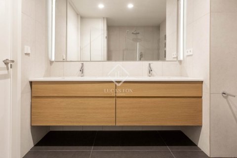 Купить квартиру в Эшампле, Испания с 3 спальни, 158м², № 2748 - фото 14