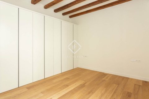 Купить квартиру в Эшампле, Испания с 3 спальни, 158м², № 2748 - фото 12