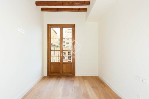 Купить квартиру в Эшампле, Испания с 3 спальни, 158м², № 2748 - фото 16