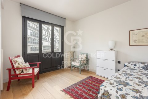4 bedrooms apartment for sale in Barcelona, Catalonia, Spain № 5301 - photo 23
