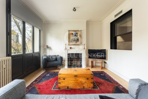 4 bedrooms apartment for sale in Barcelona, Catalonia, Spain № 5301 - photo 6