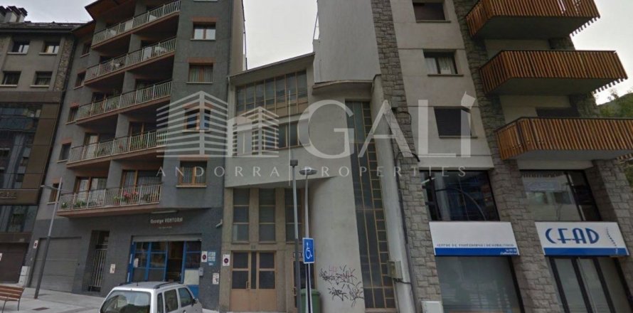 commercial property for sale in Principado De Andorra (Ninguna Poblacion Tiene C.P.), Lleida, Catalonia, Spain № 5304