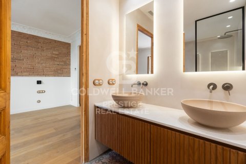 3 bedrooms apartment for sale in Barcelona, Catalonia, Spain № 5307 - photo 19