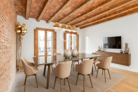 3 bedrooms apartment for sale in Barcelona, Catalonia, Spain № 5307 - photo 4