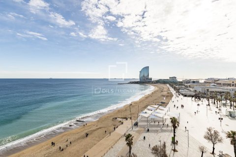 2 chambres penthouse à vendre à Barcelona, Catalonia, Spain № 3787 - photo 2