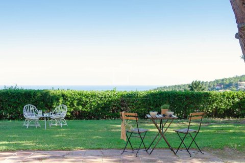 Сasa de 10 dormitorios en venta en Cabrils, Barcelona, Cataluña, Spain № 3785 - foto 4