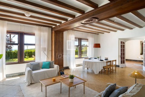 Сasa de 10 dormitorios en venta en Cabrils, Barcelona, Cataluña, Spain № 3785 - foto 5