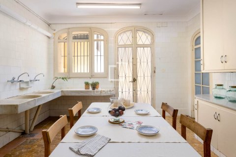 Сasa de 10 dormitorios en venta en Cabrils, Barcelona, Cataluña, Spain № 3785 - foto 16