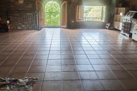 5 bedrooms house for sale in Artesa de Segre, Lleida, Catalonia, Spain № 4766 - photo 9