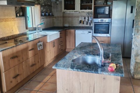 5 bedrooms house for sale in Artesa de Segre, Lleida, Catalonia, Spain № 4766 - photo 4