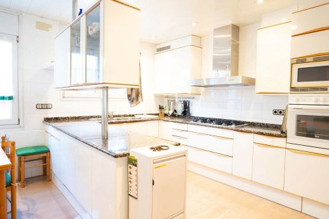 7 chambres villa à vendre à Valldoreix, Barcelona, Catalonia, Spain № 4409 - photo 21