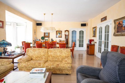 7 chambres villa à vendre à Valldoreix, Barcelona, Catalonia, Spain № 4409 - photo 13