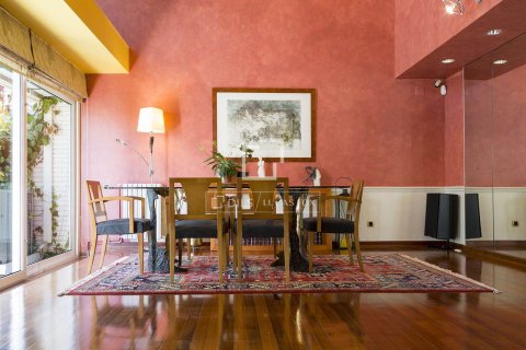 9 chambres villa à vendre à Sant Just Desvern, Barcelona, Catalonia, Spain № 4410 - photo 4