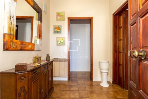 6 chambres villa à vendre à Esplugues de Llobregat, Barcelona, Catalonia, Spain № 4408 - photo 21