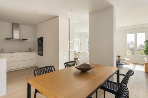 3 chambres apartment à vendre à Barcelona, Catalonia, Spain № 4407 - photo 11