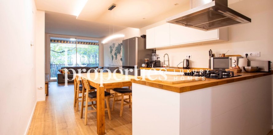 Квартира с 4 спальнями в Сан-Кугат-дель-Вальесе, Барселона, Каталония, Испания № 2239