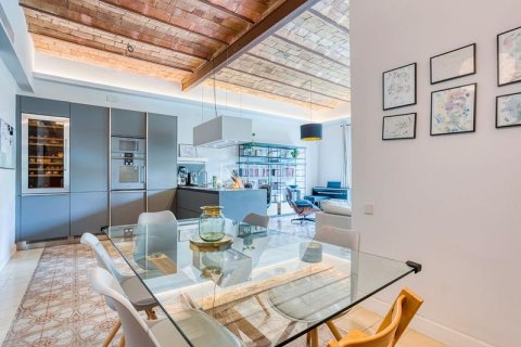 Купить квартиру в Эшампле, Испания с 3 спальни, 150м², № 2234 - фото 7