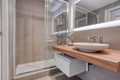Купить квартиру в Эшампле, Испания с 3 спальни, 150м², № 2234 - фото 28