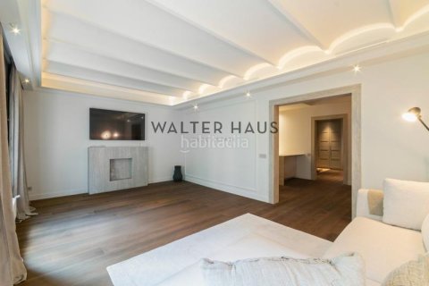 Купить квартиру в Эшампле, Испания с 3 спальни, 161м², № 2233 - фото 7